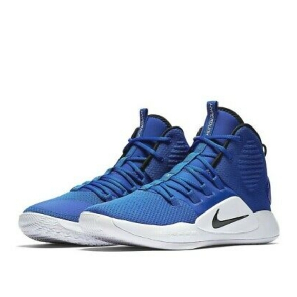 Men's Nike Shoes - Picture 3 of 5